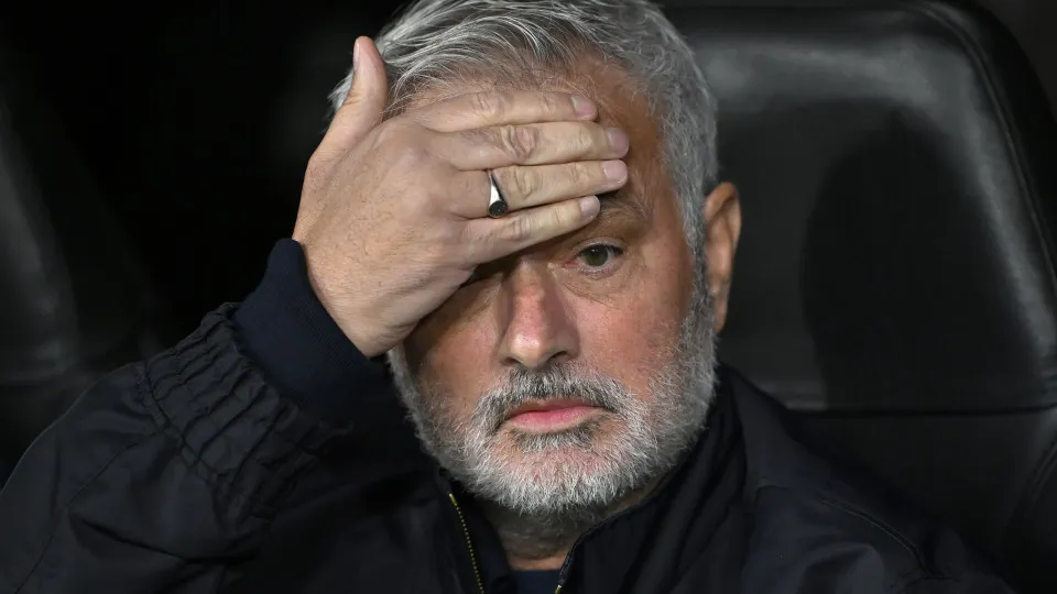 Barcelona rebate Mourinho e acirra clima para o clássico espanhol