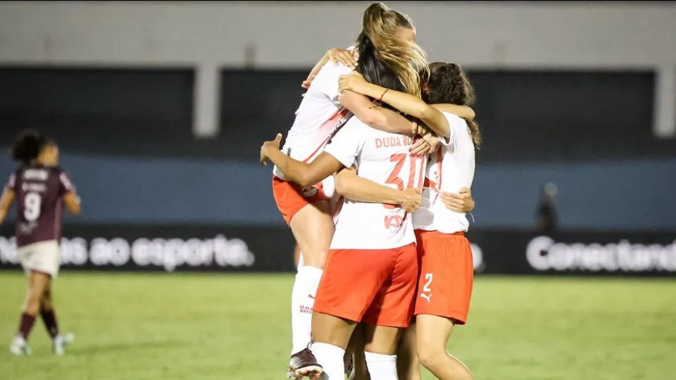 Bragantino supera Ferroviária e abre vantagem nas quartas da Copa do Brasil feminina