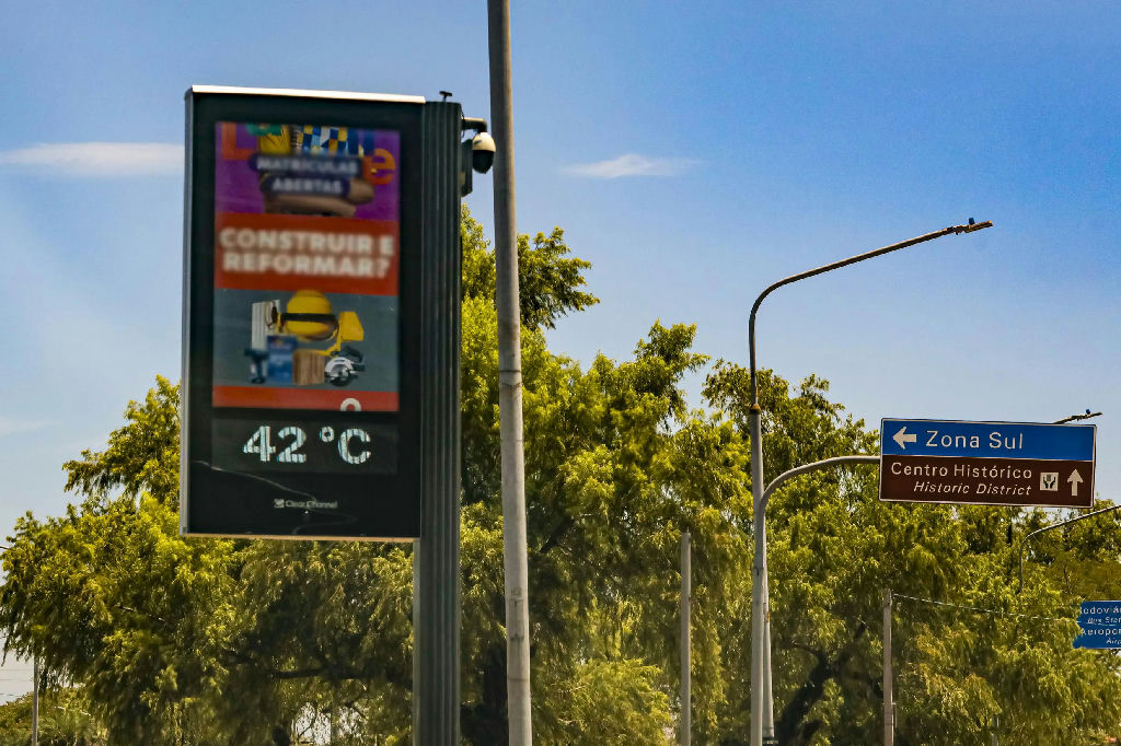 Calor extremo impulsionado por El Niño ameaça vidas no Brasil e no mundo