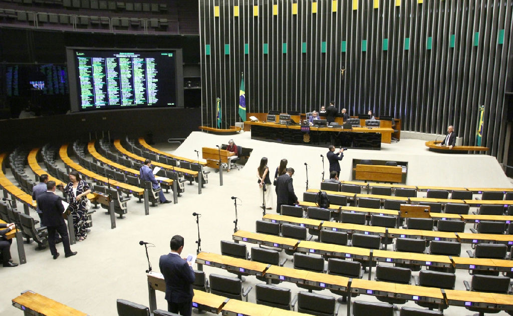 Câmara articula votação para elevar teto do MEI e buscar consenso sobre dívidas
