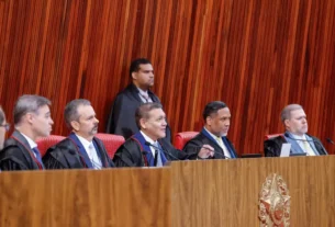 Campanhas eleitorais ganham novas normas do TSE para uso de canais no whatsapp