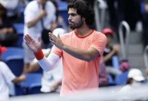 Carlos Alcaraz encerra jejum e conquista o bicampeonato no ATP de Tóquio