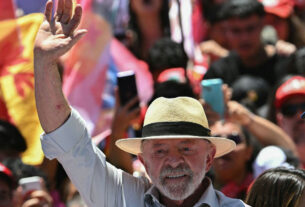 Cenário eleitoral: Lula busca virada em reta final de campanha contra Flávio Bolsonaro