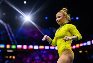 Com atuações de Rebeca e Flavinha, Brasil avança para cinco decisões no Mundial