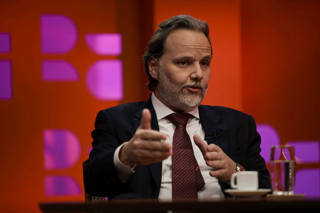 Coordenação de Lula rebate Flávio Bolsonaro e classifica contestação eleitoral como pirotecnia