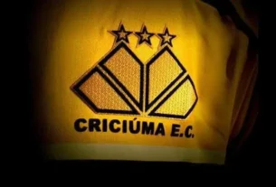 Criciúma recebe a Ponte Preta na abertura da trigésima sexta rodada da Série B