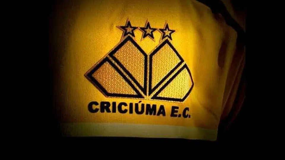 Criciúma recebe a Ponte Preta na abertura da trigésima sexta rodada da Série B