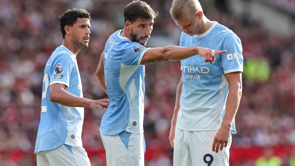 Crise no Manchester City: especialistas apontam risco de rescisões contratuais em massa