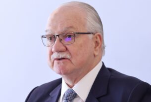 Democracia exige lealdade de quem perde, afirma Edson Fachin no STF
