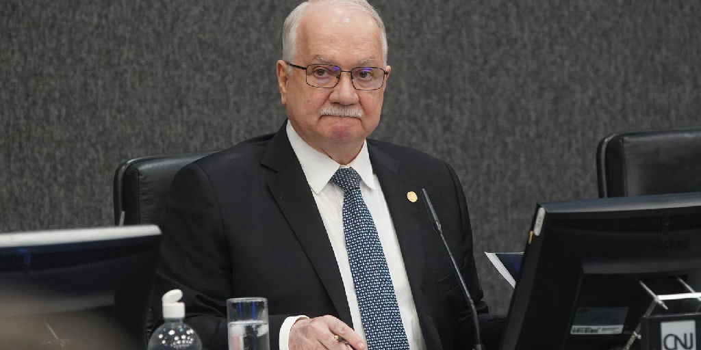 Edson Fachin estabelece novas diretrizes para coibir direcionamento de processos no STF