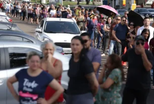 Equipe de Lula aciona o TSE por falhas no transporte público em nove estados durante votação