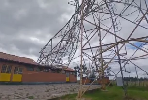 Escola fica sem aulas por dez dias após queda de torre de telefonia no rio grande do sul