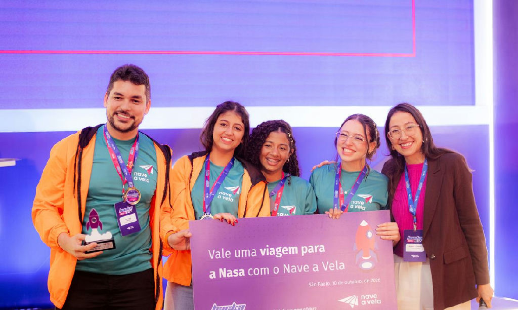 Estudantes criam ferramenta contra desinformação e ganham viagem para a nasa