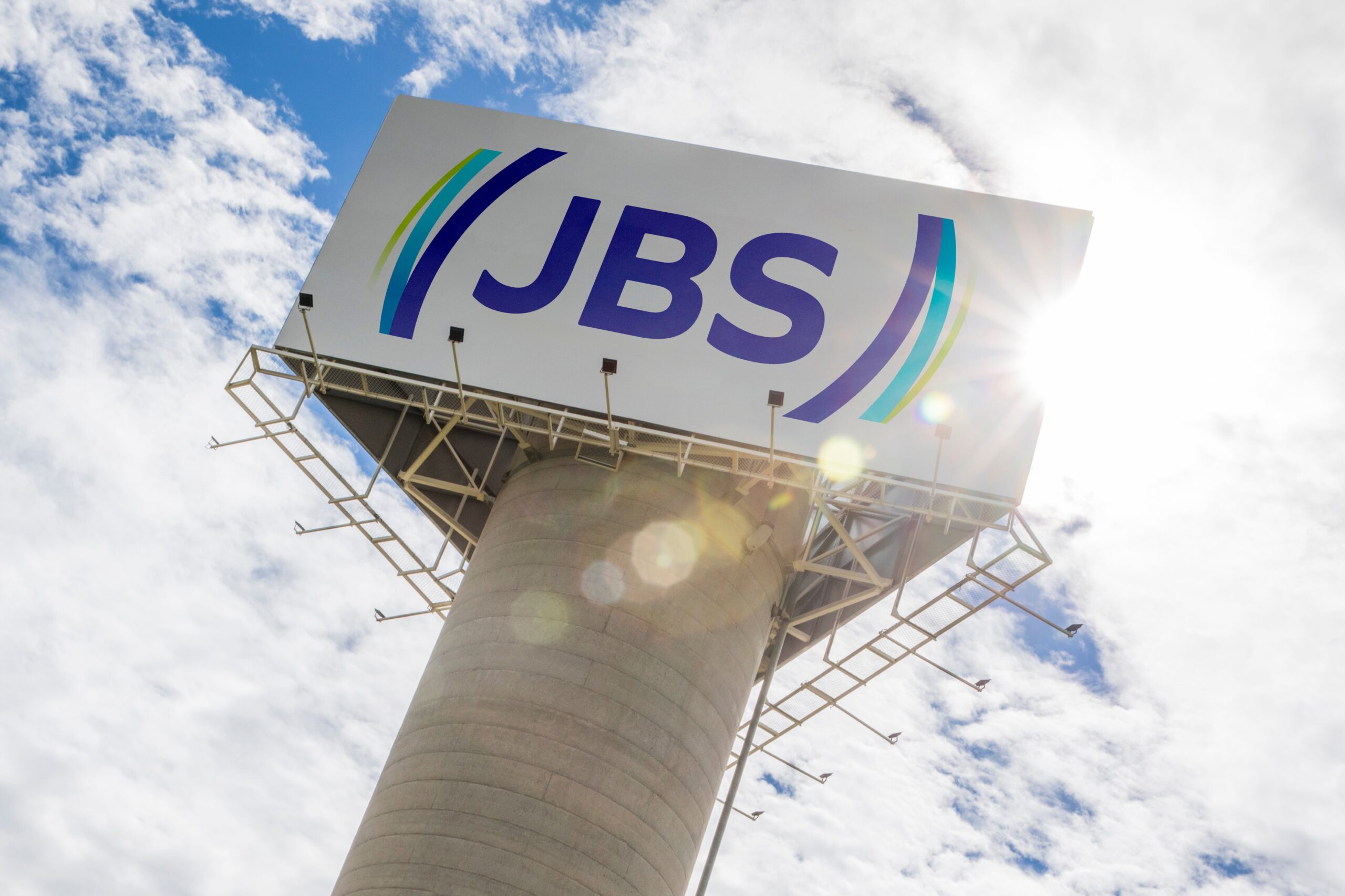 Estudantes de SP têm até este domingo para se inscrever no estágio da JBS