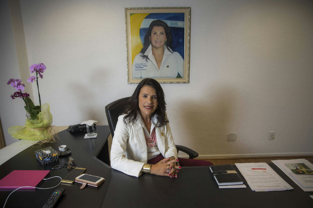 Ex-candidata nas eleições, deputada Valéria Bolsonaro demite oito assessoras da Alesp