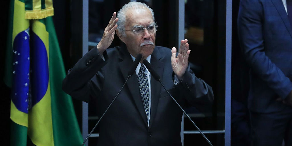 Ex-presidente José Sarney segue em UTI de São Luís após passar por cirurgia abdominal