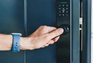Fechadura inteligente: por que investir em segurança e tecnologia para o seu lar