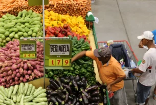 Fim da escala 6x1 faz mercados no rio grande do sul avaliarem fechamento aos domingos