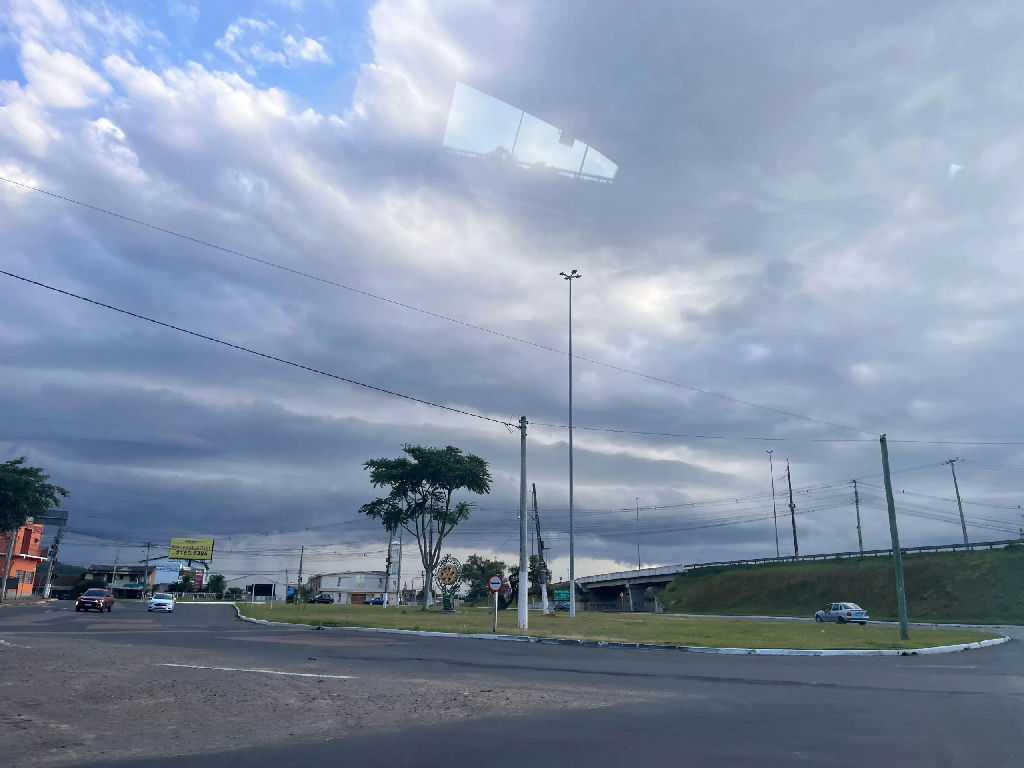 Frente fria e tempo estável marcam a segunda-feira no Rio grande do Sul