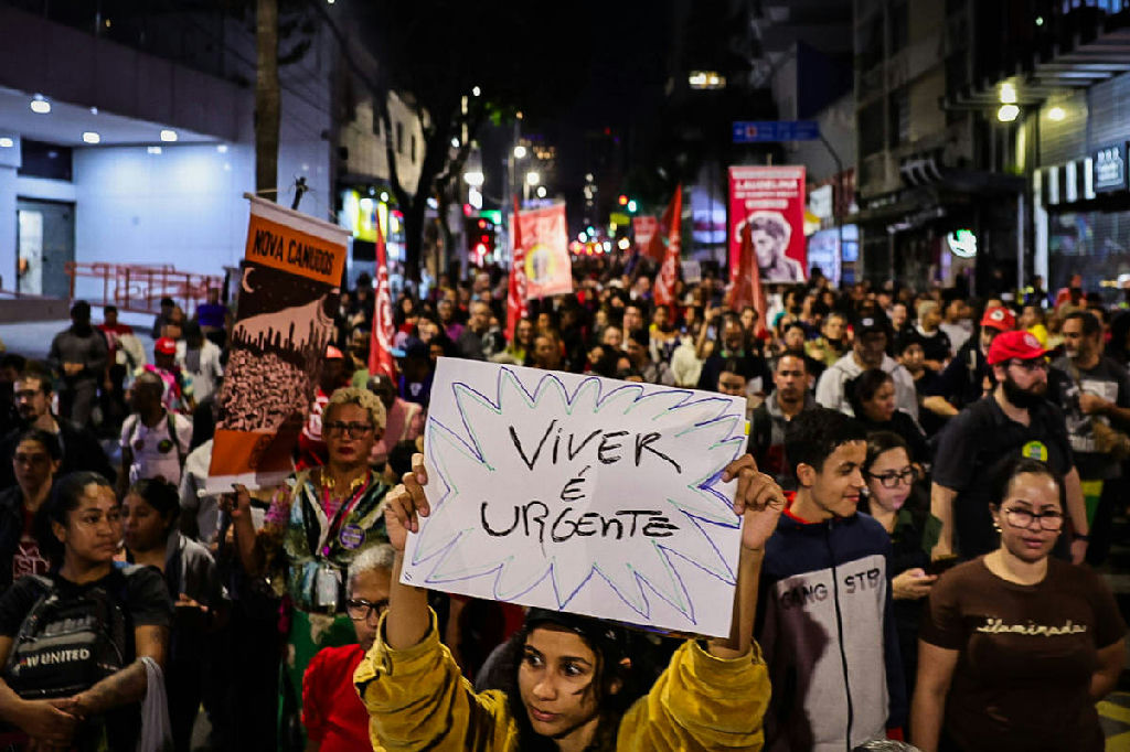 Governo articula votação acelerada para o fim da escala 6x1 no Senado