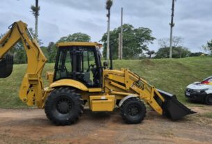 Governo do Estado entrega retroescavadeiras ao Parque Zoológico e ao Parque Estadual de Itapuã para reforçar ações de manutenção