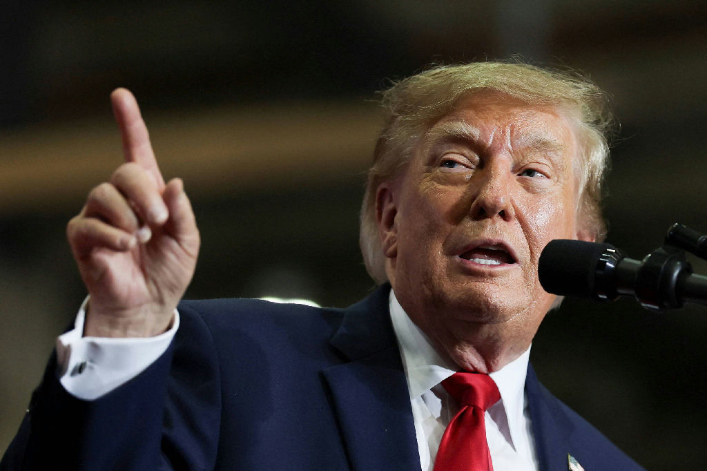 Governo Trump segurou nota sobre eleição brasileira após questionamentos de Flávio Bolsonaro