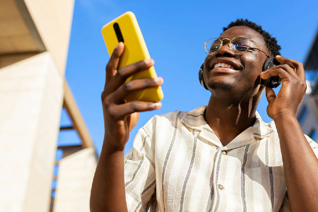 Identidade e consumo: como a geração Z redefine conexões através do streaming