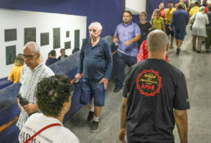 Idoso Vota no Rio de Janeiro dez dias após cirurgia e reforça importância da cidadania