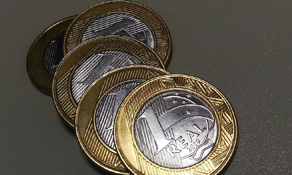 Inflação em alta adia expectativa de alívio para famílias e empresas endividadas