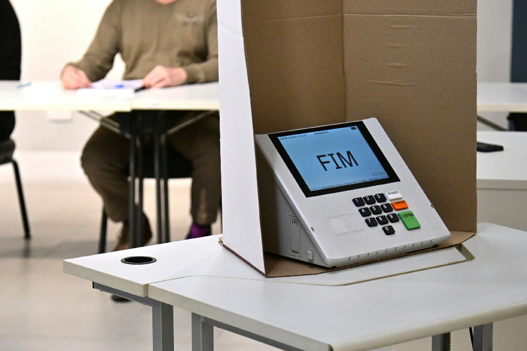 Justiça Eleitoral reforça orientações após boatos falsos sobre seções