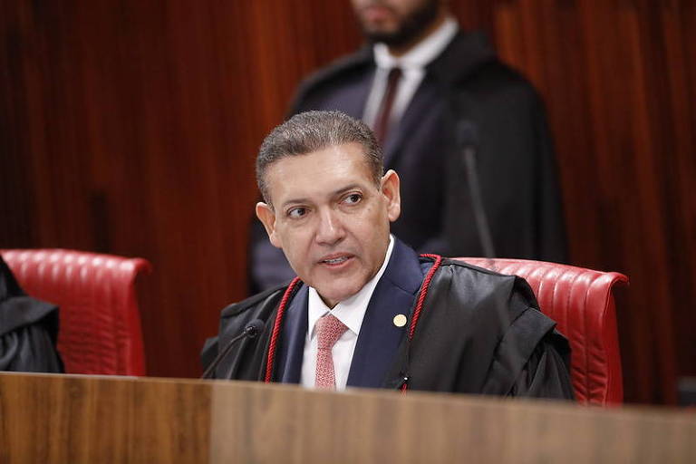 Kassio Nunes Marques convoca equipes jurídicas em meio a embates eleitorais no TSE