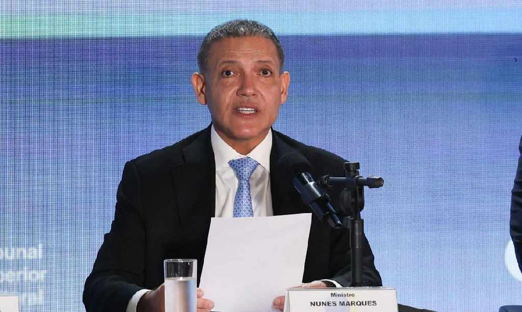 Kassio Nunes Marques garante lisura das eleições após críticas e viagem de Flávio Bolsonaro