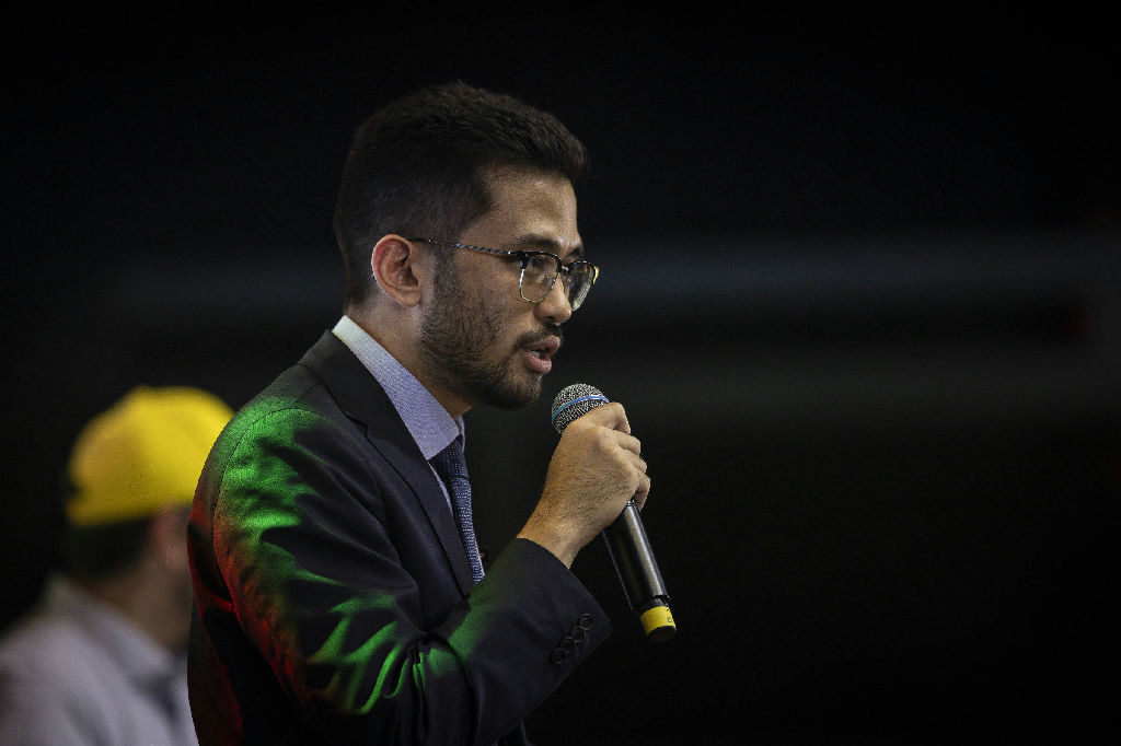 Kim Kataguiri apresenta projeto para proibir restrição de alcance de candidatos nas redes