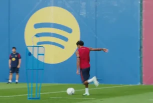 Lamine Yamal e Karim Adeyemi brilham com jogada plástica em treino do Barcelona