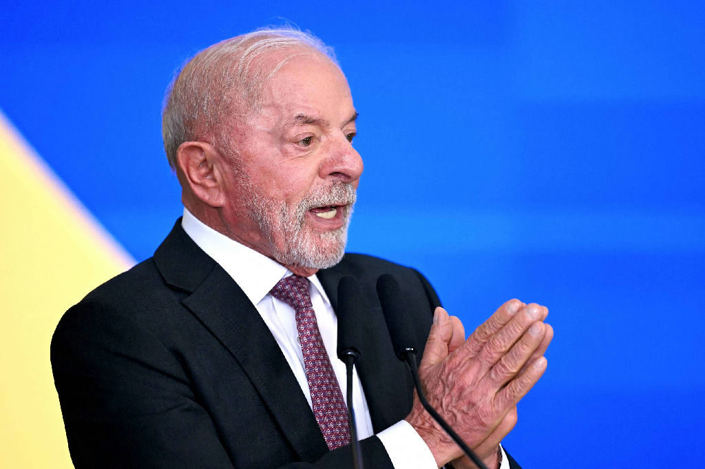 Lula busca diálogo com religiosos e cita bets e jornada 6x1 em novas cartas