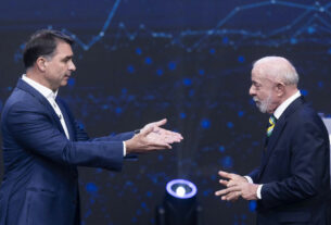 Lula chama Flávio Bolsonaro de malandro carioca em debate eleitoral