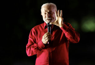 Lula intensifica campanha contra Flávio Bolsonaro e usa exemplos da Argentina
