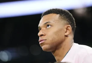 Mbappé pede desculpa na China após piada com meme de Mao Zedong