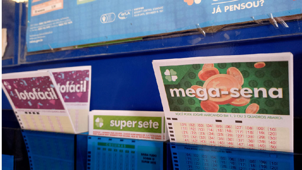 Mega-sena vai a R$ 185 milhões após acumular e Lotofácil premia três apostas neste domingo (8)