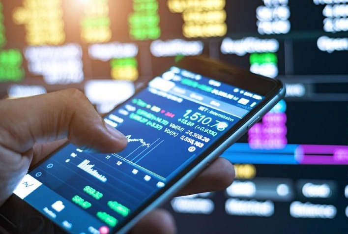 Mercados globais mistos e alta da China antecedem voto enquanto Ibovespa futuro reage