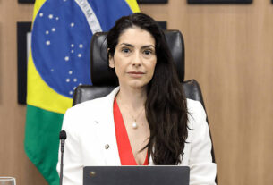 Ministra do TSE que barrou exibição de púlpito vazio já declarou voto em Lula