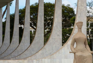 Ministro do Supremo Tribunal Federal determina bloqueio milionário e quebra de sigilo de advogado