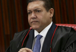 Nunes Marques reverte decisão e mantém candidatura de Deltan Dallagnol ao Senado