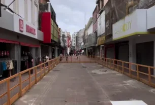 Obras no calçadão de Rio Grande geram apreensão entre lojistas antes do Natal