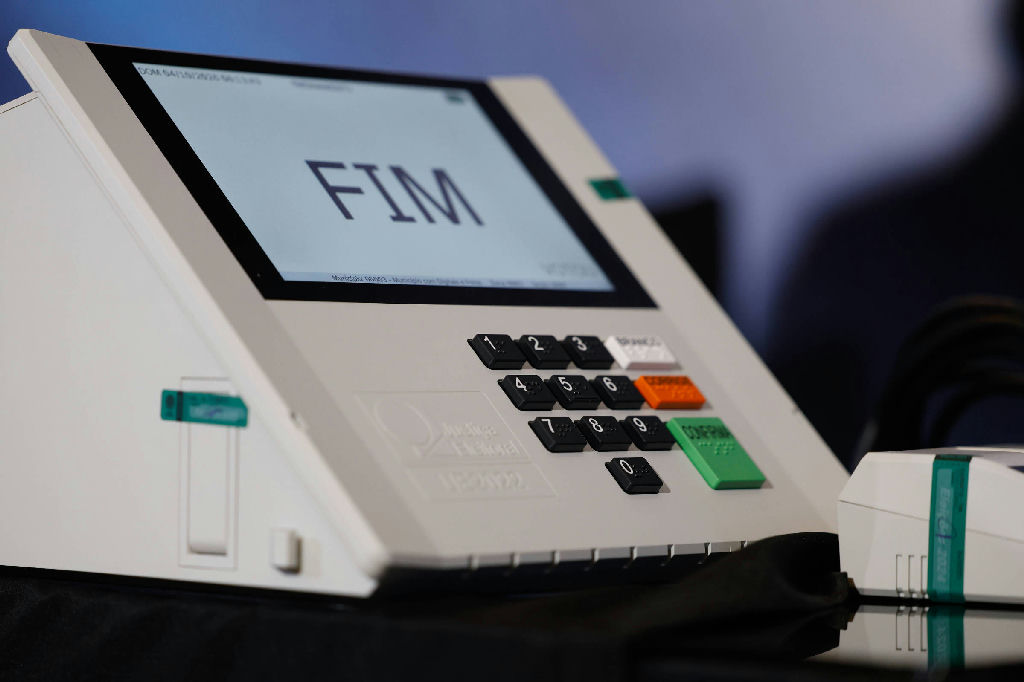 Pesquisa datafolha aponta que 96 por cento do eleitorado pretende votar no segundo turno