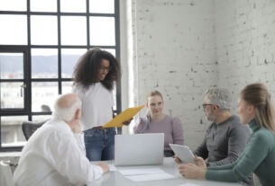 Por que os jovens estão recusando cargos de liderança nas empresas?