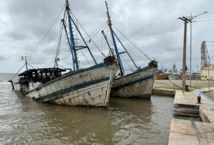 Prefeitura e Capitania planejam remoção de embarcações abandonadas na Lagoa dos Patos