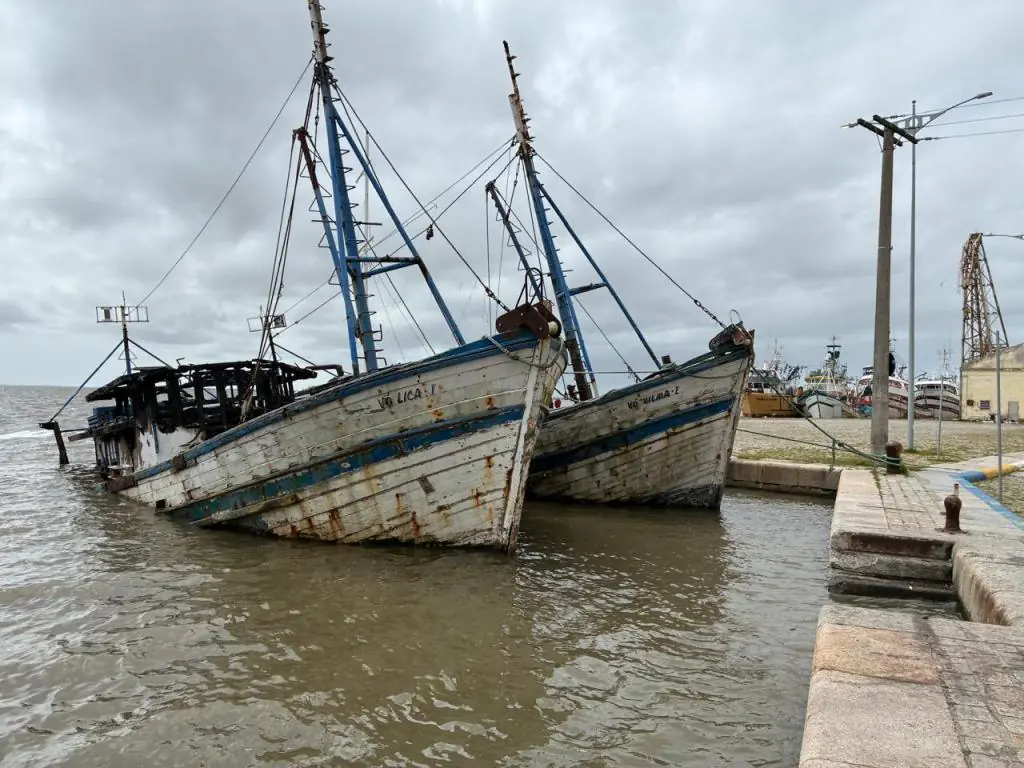 Prefeitura e Capitania planejam remoção de embarcações abandonadas na Lagoa dos Patos