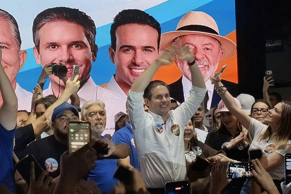 PT articula apoio à reeleição de Hugo Motta para a presidência da Câmara