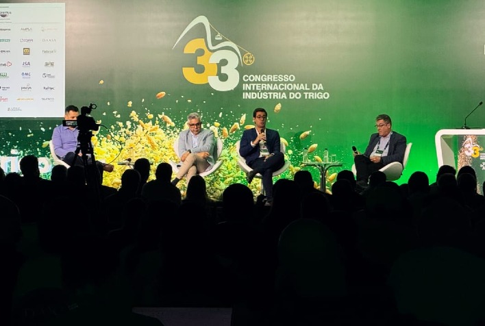 Queda na safra nacional fará Brasil importar até 10 milhões de toneladas de trigo em 2027
